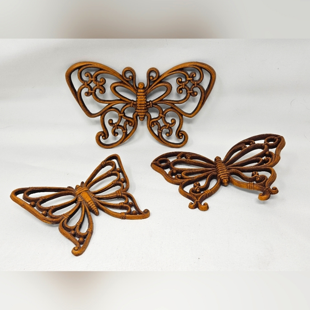 Vintage 60s 70s Home Co. Butterfly wall decor 3pc set.